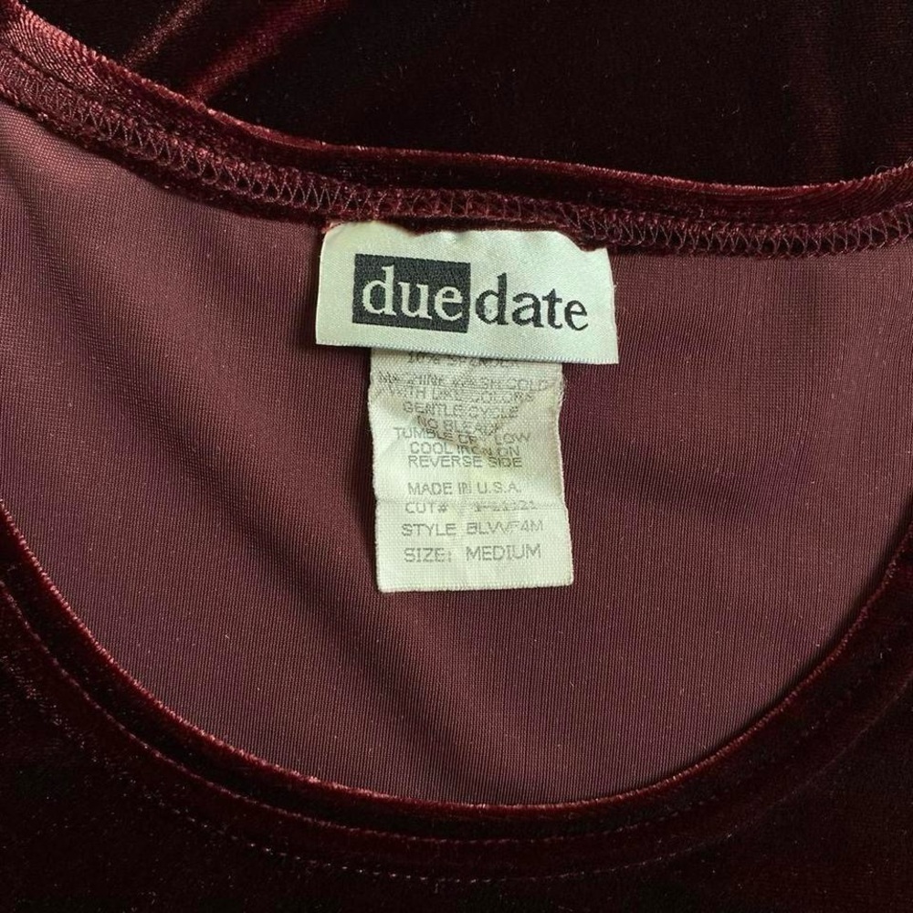 SOLDVintage deep red velvet long sleeve maternity dressSOLD - Picture 4 of 8
